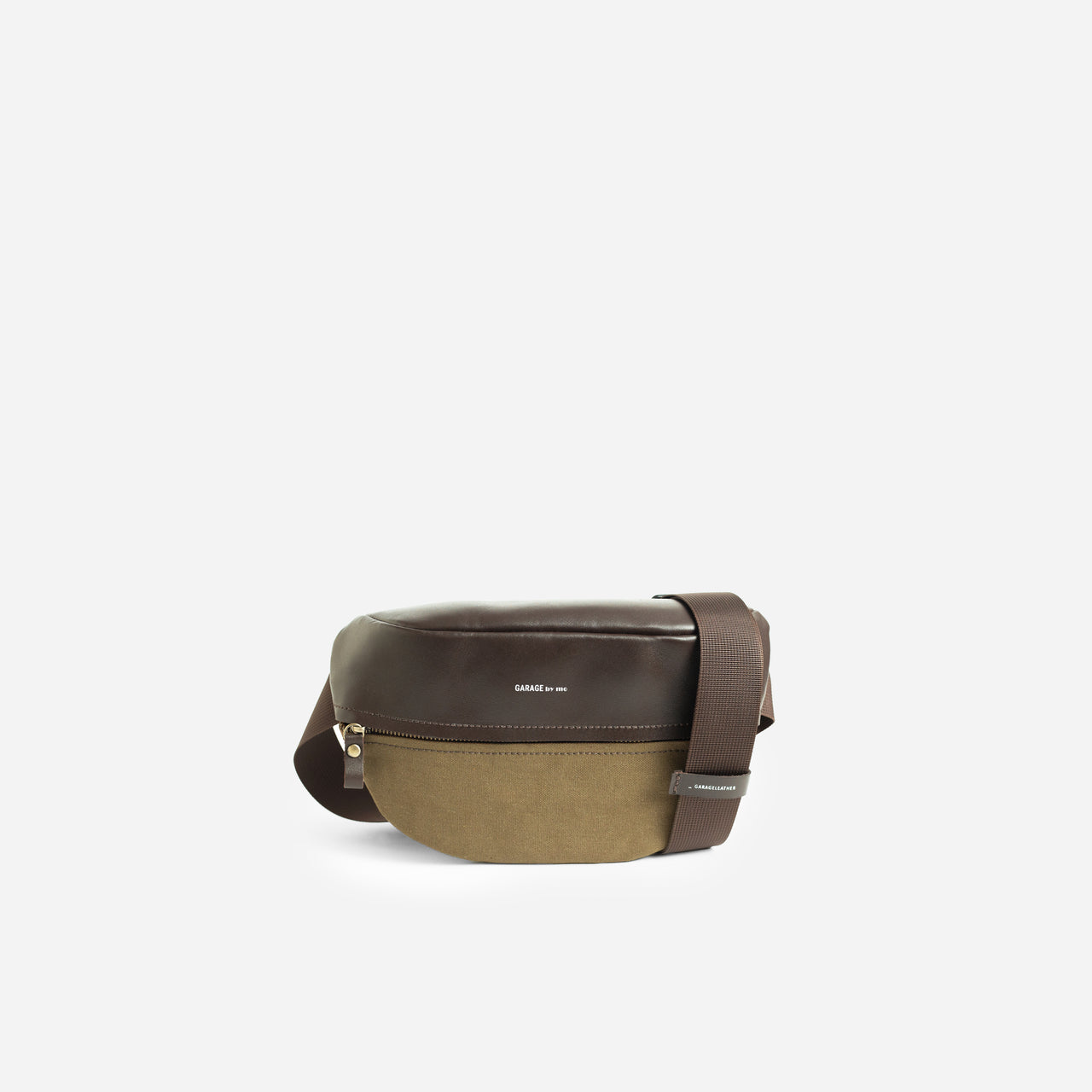 AVIATOR CROSS BAG . BROWN