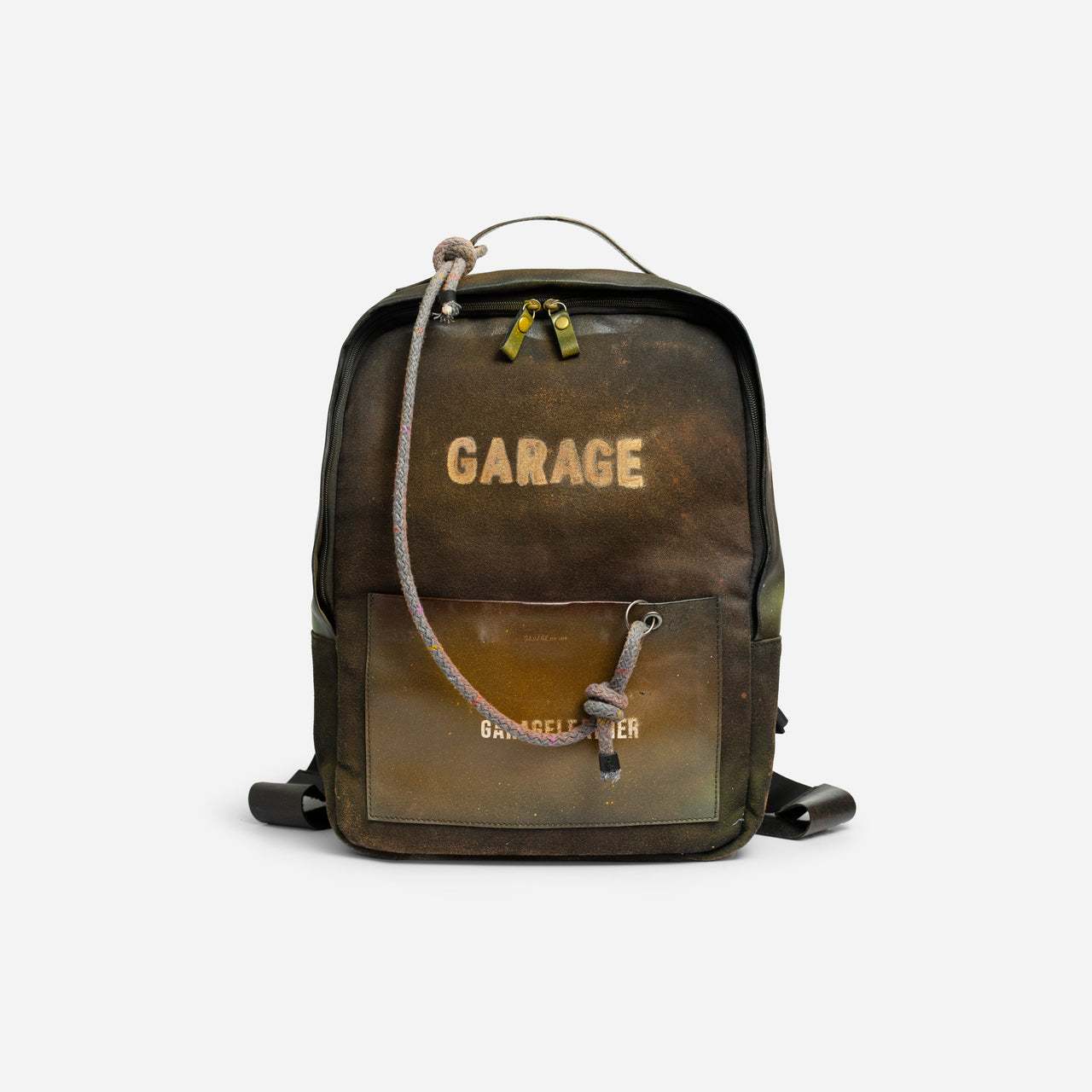 BOXED BACKPACK . RUSTED