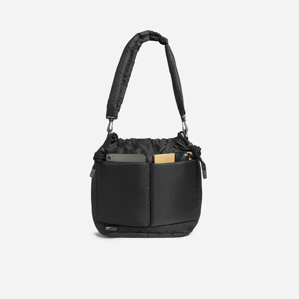 BUCKET TO TOTE BAG . BLACK