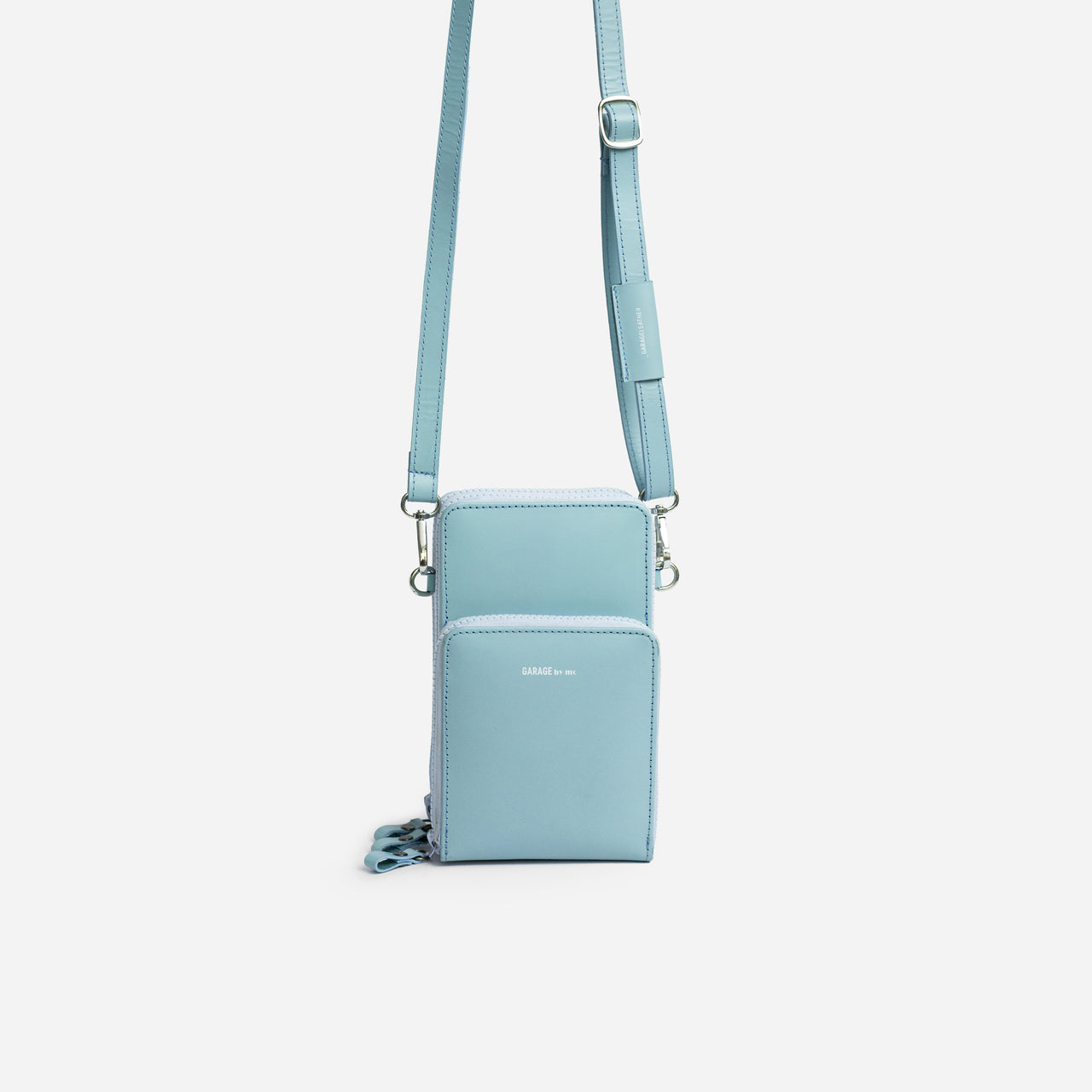 MULTI-POCKET CROSSBODY BAG . CYAN