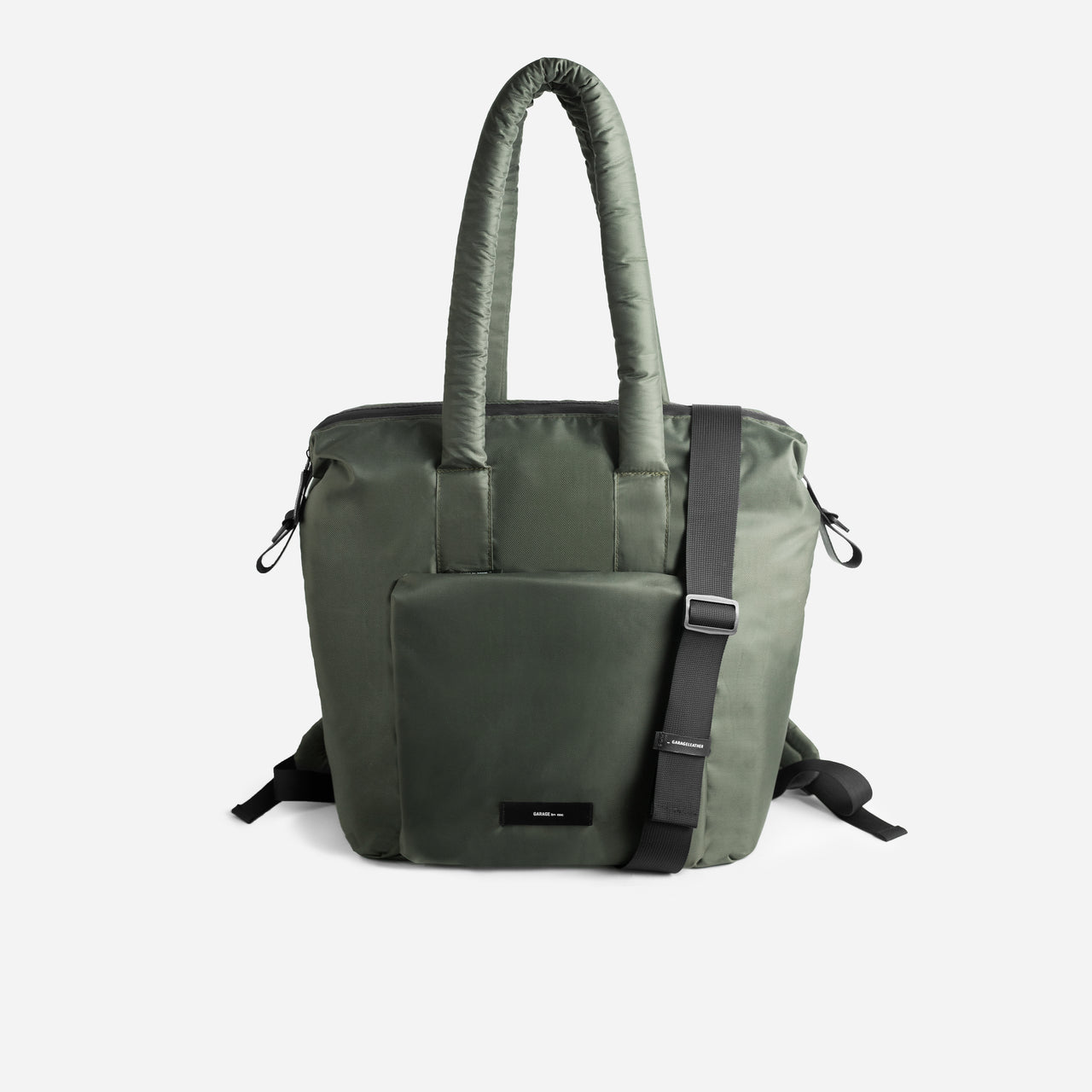THE ESSENTIAL PUFFER TOTE . KHAKI